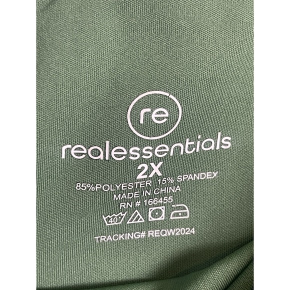 Real essentials women's green athletic SKORT size 2 X - Picture 5 of 6